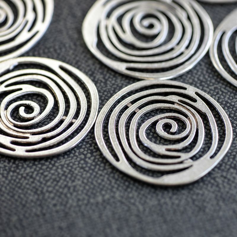 подвеска металлическая "вортекс", цвет античное серебро, 40x38x2 мм