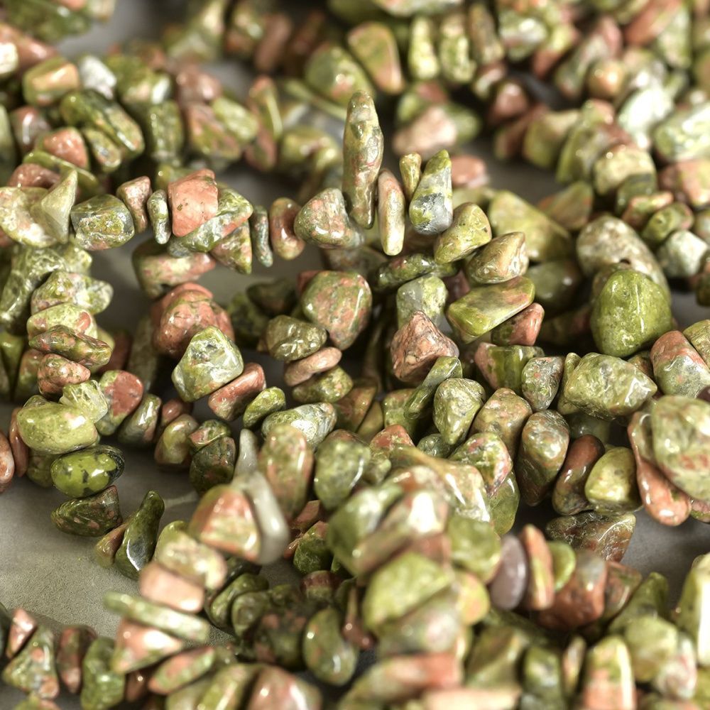 бусина унакит осколки, цвет зеленый, 4-10x4-6x2-4 мм (уп.20 г)