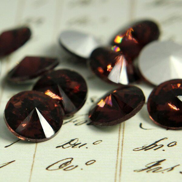 кабошон стекло риволи, цвет коричневый, 14х7 мм