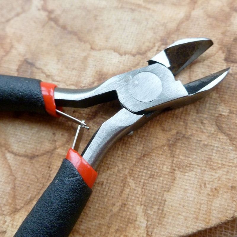 инструмент, кусачки-бокорезы, черные ручки, 110 мм