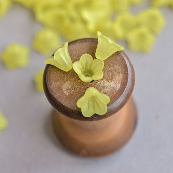 бусина, акрил "колокольчик", матовая, цвет желтый, 14x10 мм