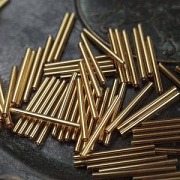 Бисер "Радуга", стеклярус, цвет металлик золото, 30x2.5 мм (уп 20 г)