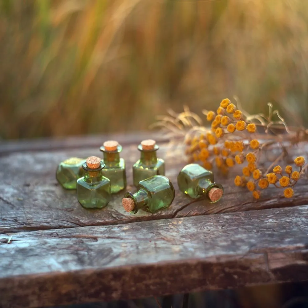 бутылочка баллон с крышкой, зеленый, 23x14 мм