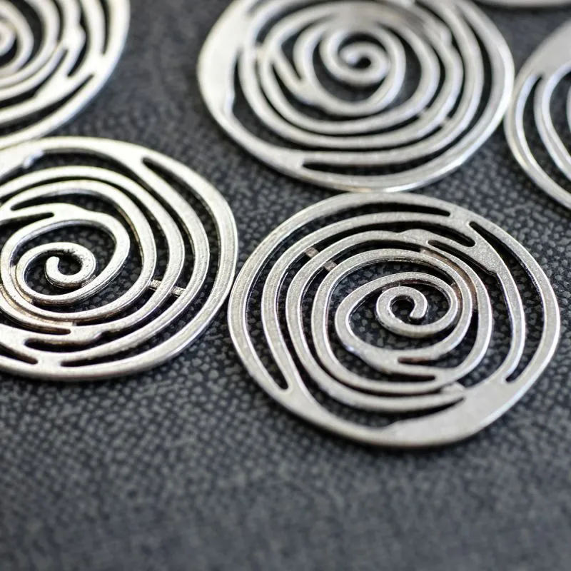 подвеска металлическая "вортекс", цвет античное серебро, 40x38x2 мм