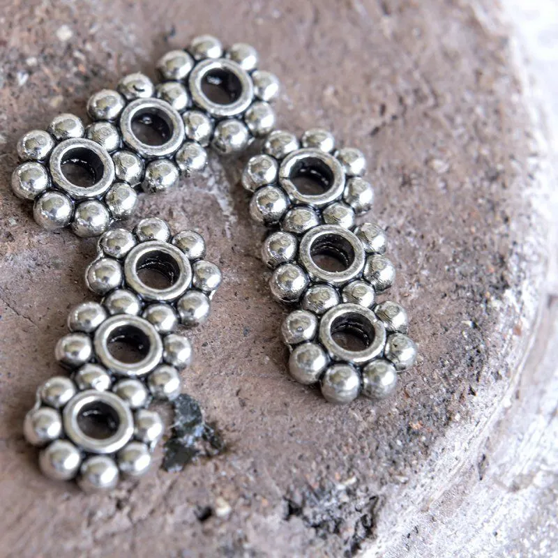 разделитель тройной "ромашка", цвет античное серебро, 12.5x5x2 мм