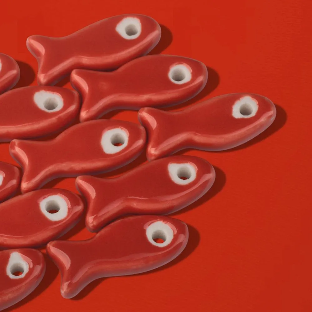 бусина, керамика "рыба", цвет красный, 24-25x10x6 мм