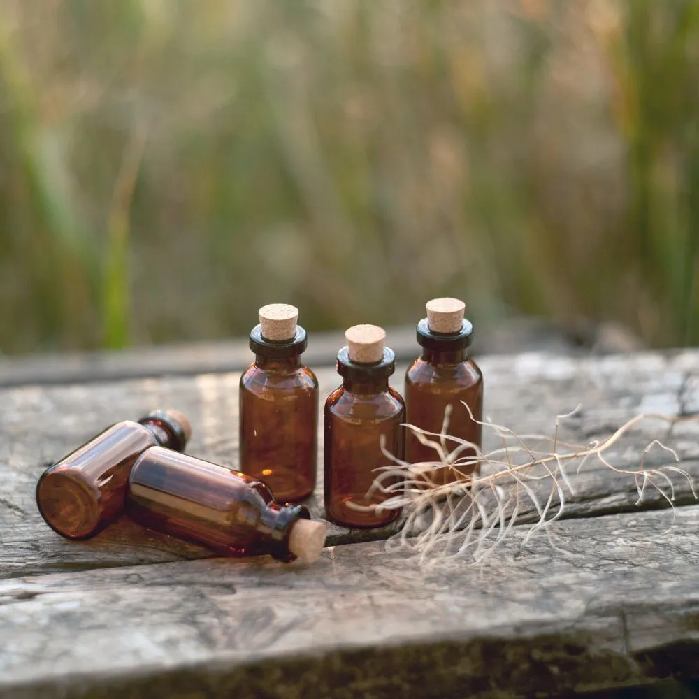 бутылочка с крышкой, коричневый, 18x40 мм