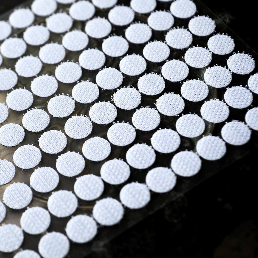 липучки самоклеящиеся, цвет белый, 10 мм (лист 108 сетов)