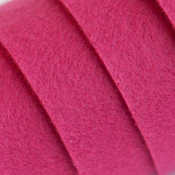 фетр 833 малиновый, 1.2 мм, 33х110 см