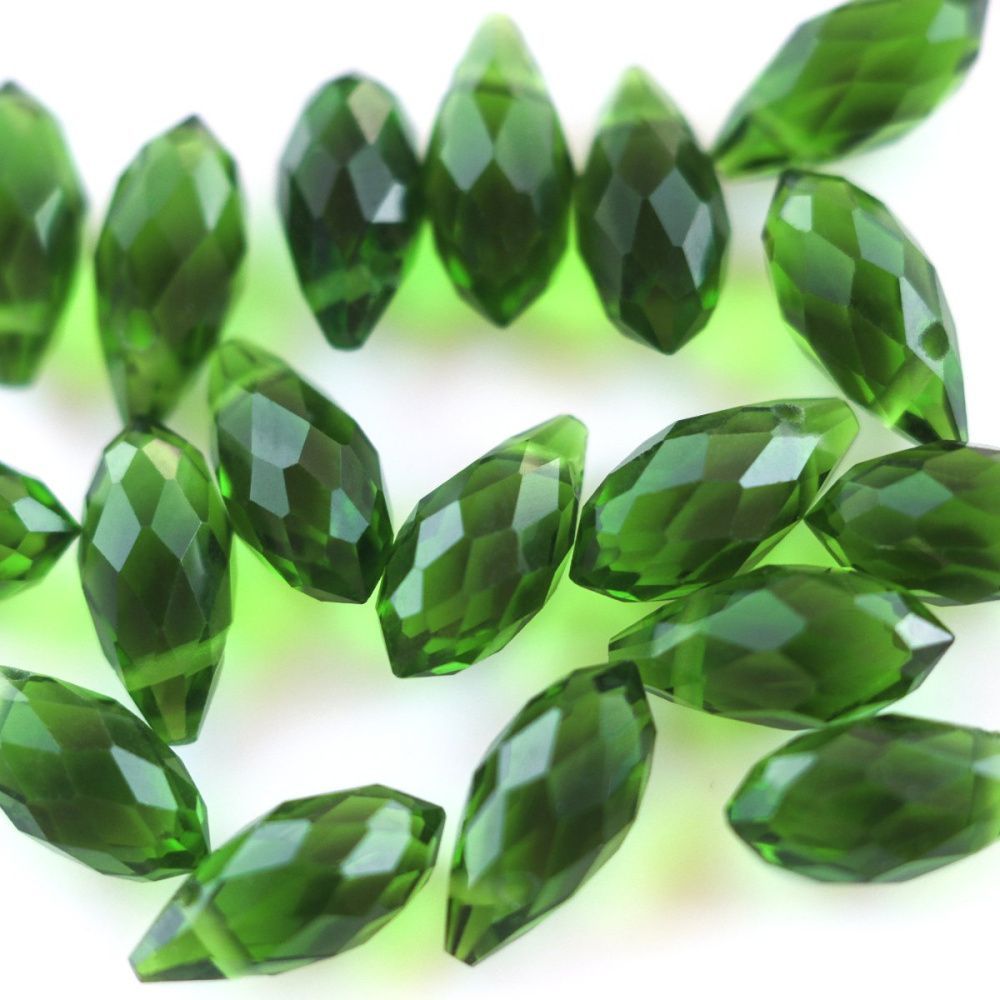 бусина "капля", граненая, стекло, цвет зеленый, 13x6 мм