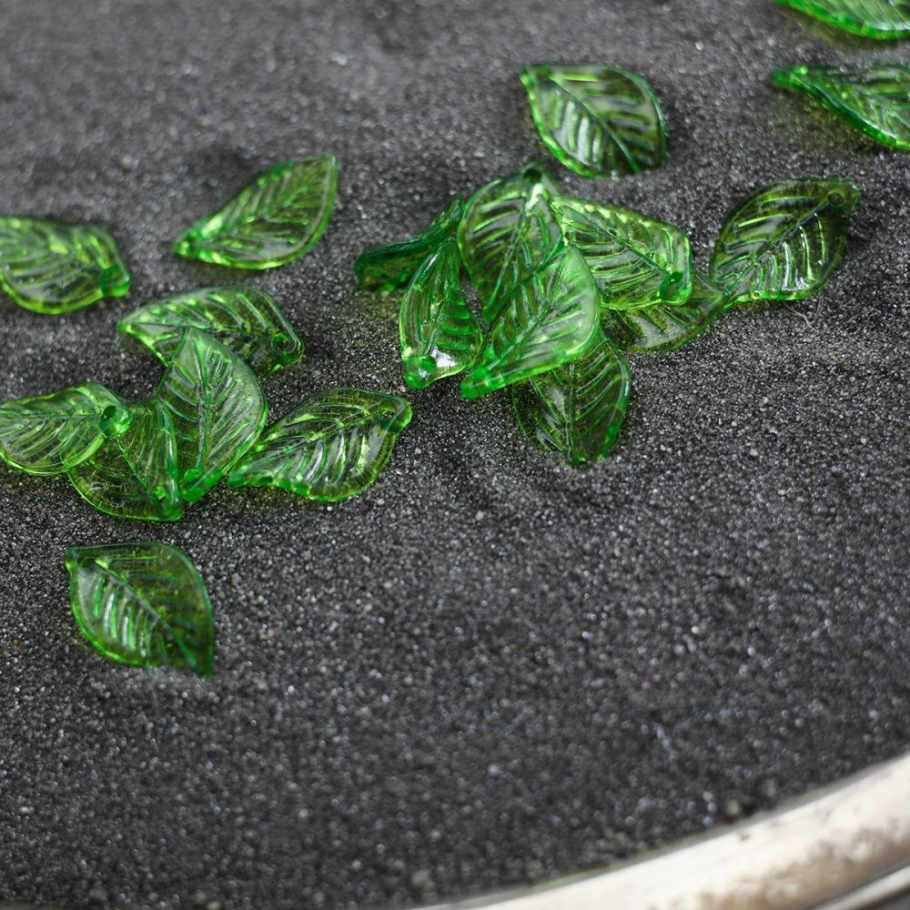 подвеска акриловая "листок", цвет зеленый прозрачный, 17.5x11x1.5 мм