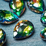 Кабошон стекло Кристалл, каплевидный, цвет Rainbow, 18х13 мм