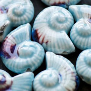 Бусина, керамика "Наутилус", цвет светло-голубой, 39x30x16.5 мм