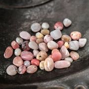 Бусина опал розовый галтовка, цвет розовый, размер 7-9x5-8 мм
