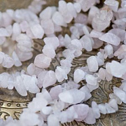 Бусина кварц осколки, цвет розовый (уп.20 г)