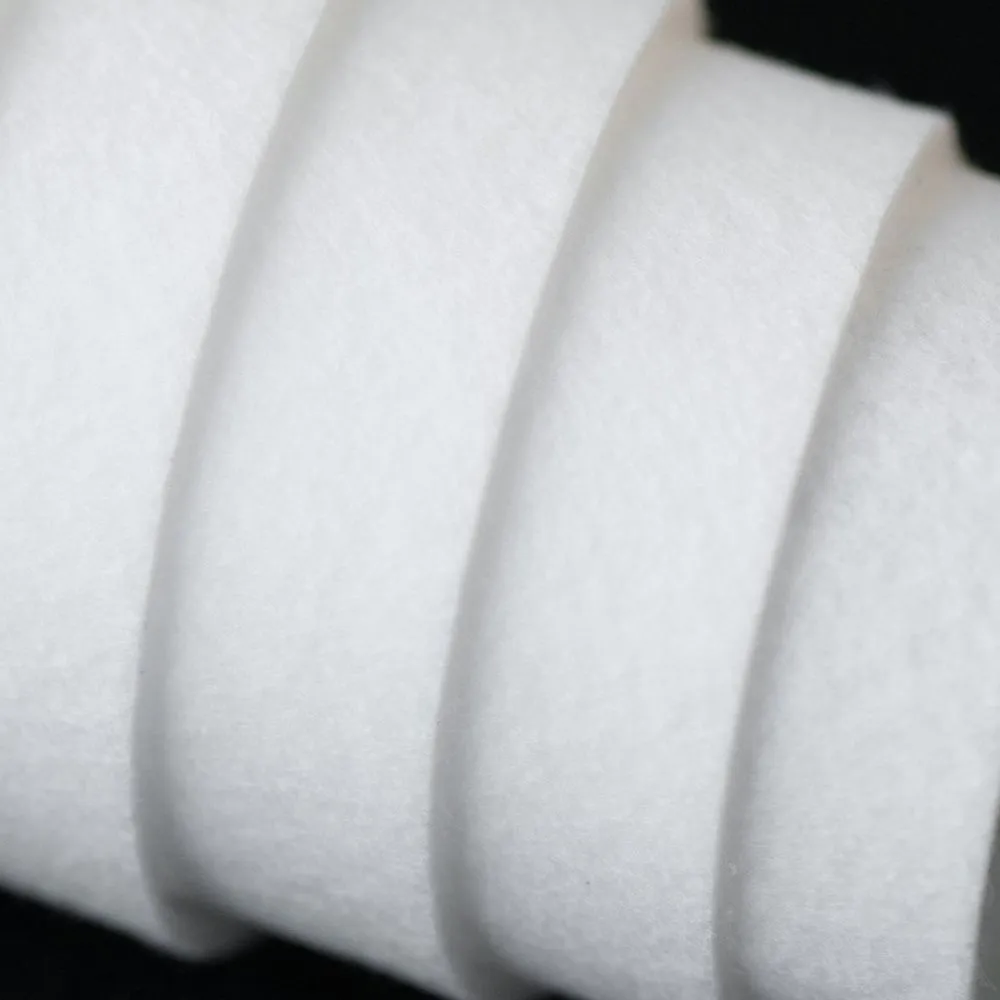 фетр 802 молочный, 1.2 мм, 28х33 см