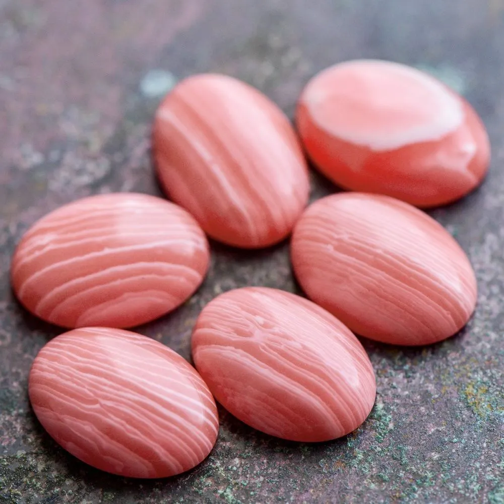 кабошон агат овальный, полосатый лососевый, 14х10х4.5 мм