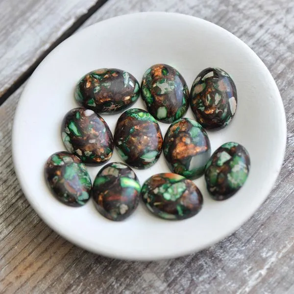 кабошон им. варисцита, овальный, цвет медный/зеленый, 25x18x7 мм