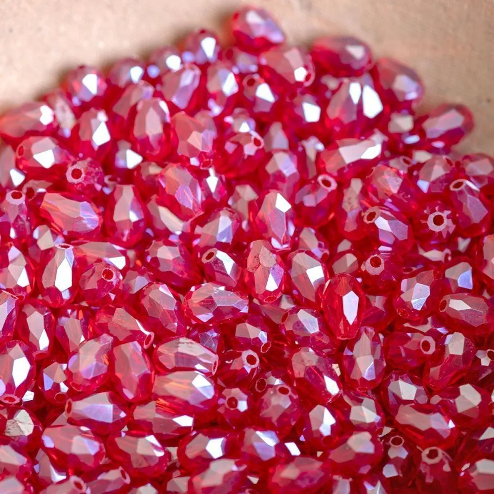 бусина "капля", граненая, стекло, цвет красный радужный, 6х4 мм