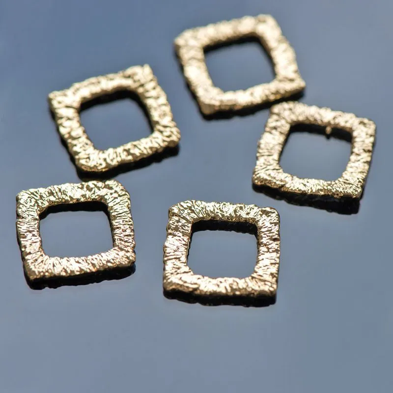 коннектор "натура", позолота, 14x14x1 мм