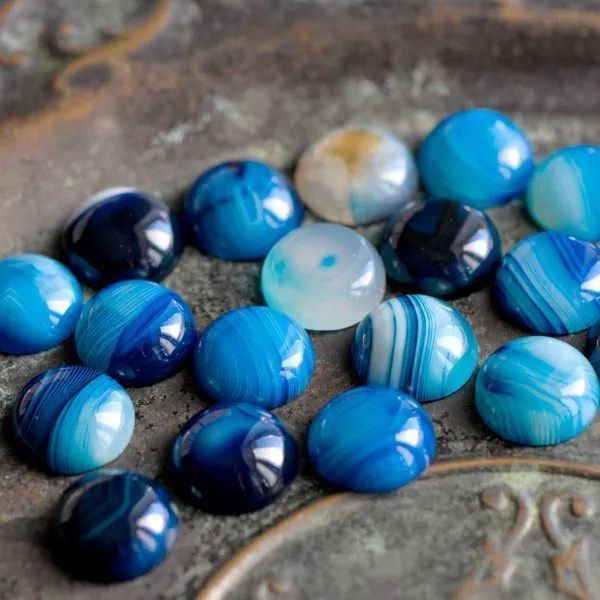 кабошон агат круглый, цвет голубой яркий, 16x6 мм