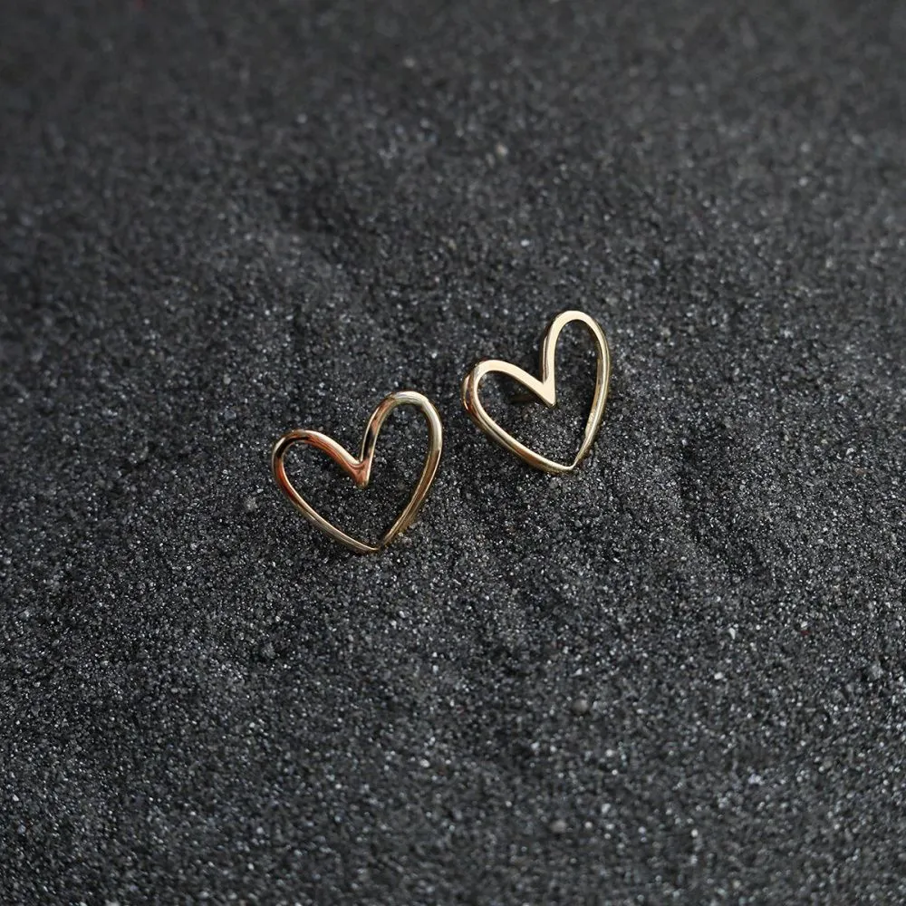 пуссеты "сердце", позолоченные, 13x11 мм