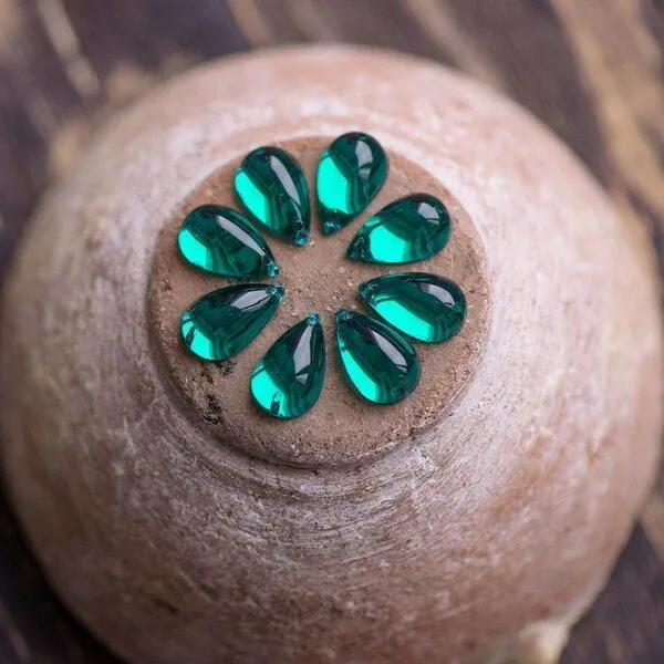 стразы пришивные "капля", акрил, цвет изумрудный, 15х9х6 мм